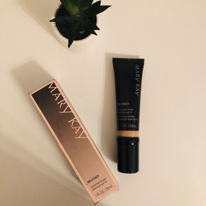 Mary Kay Light to Medium CC Cream!!!